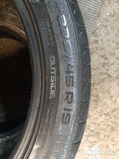 Nokian Tyres Hakka Black 235/45 R19