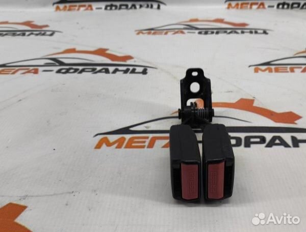 Защелка ремня безопасности задняя правая Peugeot