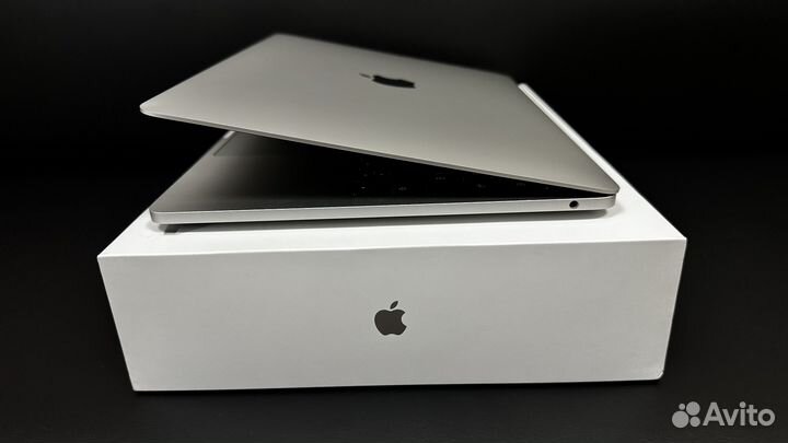 MacBook Pro 13 M1 8/256gb Ростест