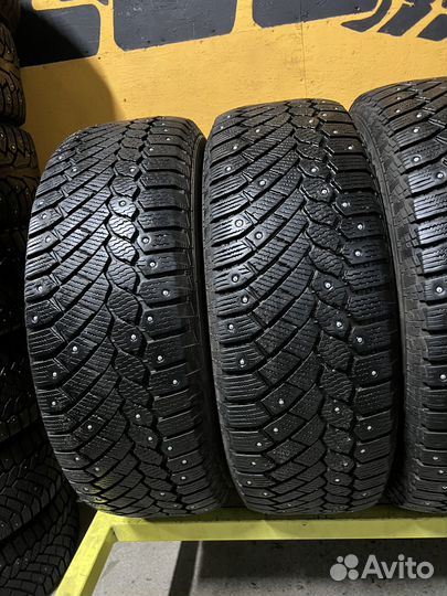 Gislaved Nord Frost 200 SUV 235/65 R17