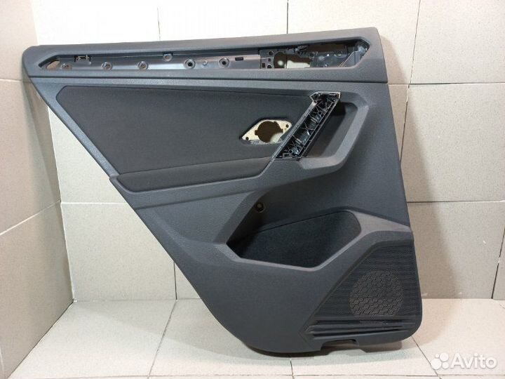 Обшивка двери задней левой Volkswagen Tiguan 2
