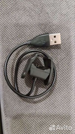 Зарядка для Xiaomi mi band 4