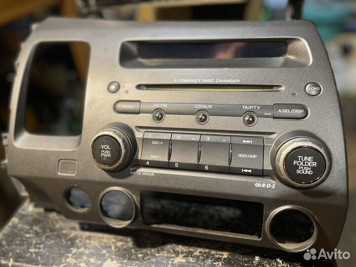 Штатное головное устройство Honda Civic 8