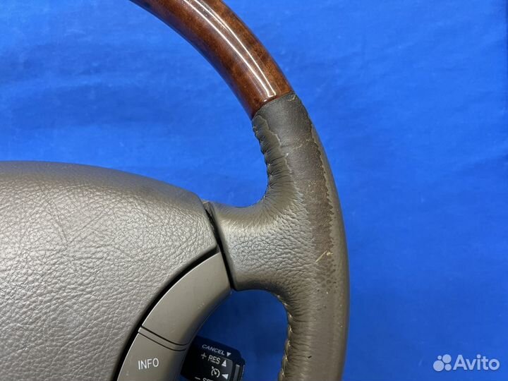 Руль с косточкой под дерево Toyota Camry 35