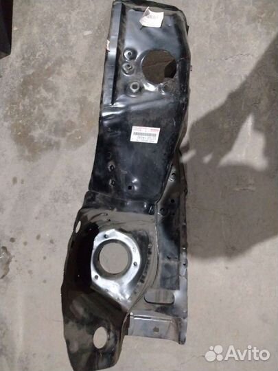 Фартук переднего левого крыла Toyota Corolla