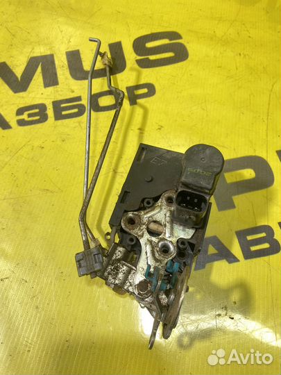 Замок двери передний правый Zaz Vida