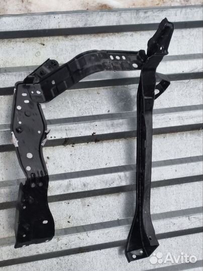 Левая часть передней панели Lexus RX3 оригинал