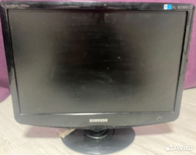 Монитор Samsung