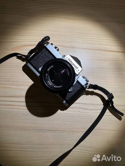 Плёночный фотоаппарат Nikomat