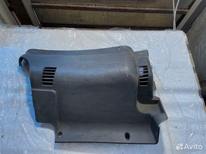 Кожух панели Scania