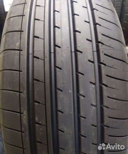 Yokohama BluEarth-XT AE61 225/60 R18