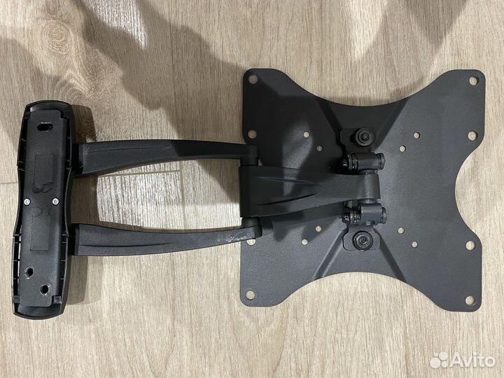 Кронштейн для телевизора на стену