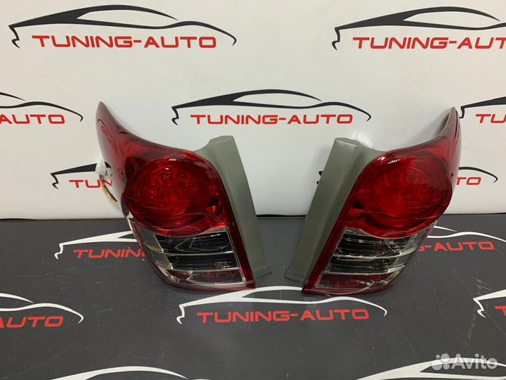 Стопы на Fielder 140 2006-2012 комплект