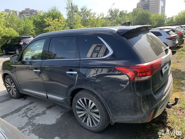 Mitsubishi Outlander 3.0 AT, 2019, 163 000 км