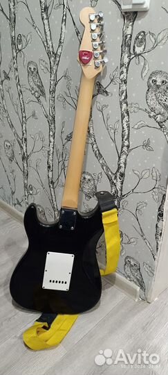 Электрогитара