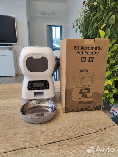 Автоматическая кормушка для кошек