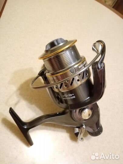 Катушка с байтранером Libao Globe