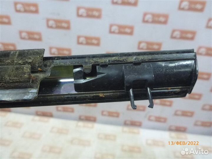 Уплотнитель стекла двери бархотка передний правый