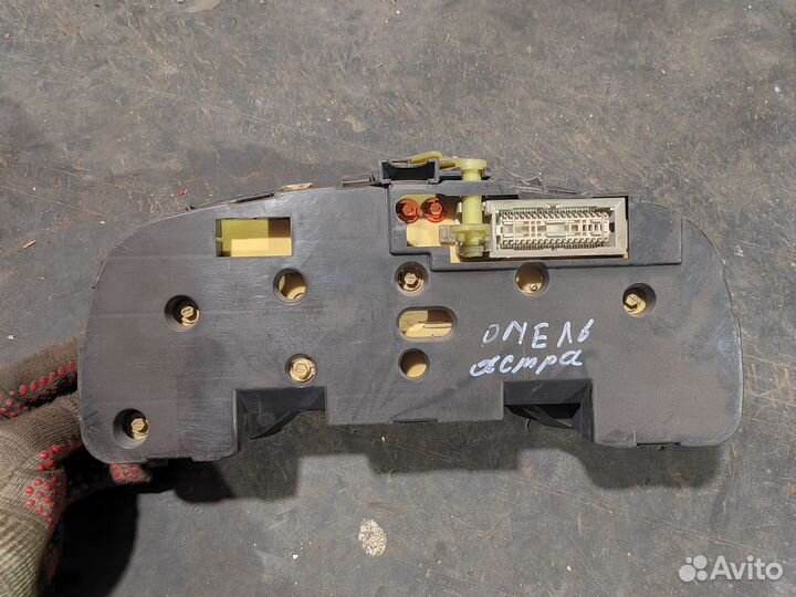 Щиток приборов Opel astra g