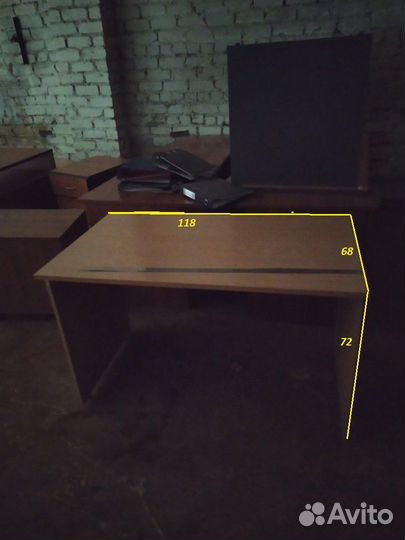 Мебель офисная, тумбы, столы