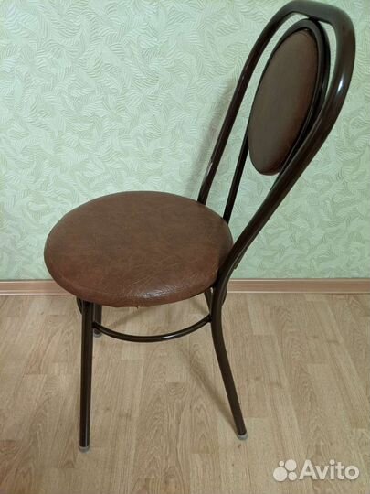Стул кухонный