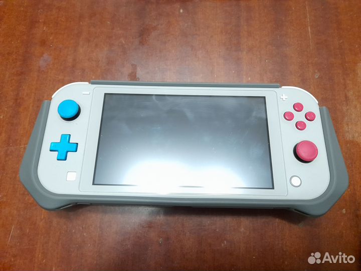 Игровая консоль Nintendo Switch Lite