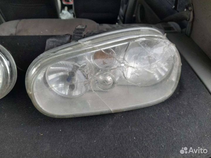 Фары volkswagen golf 4