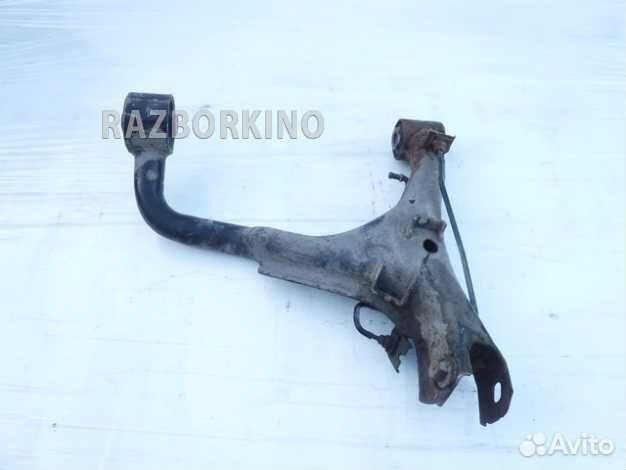 Рычаг задний верхний правый