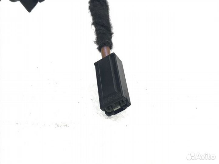 Проводка двери багажника Chevrolet Cruze хетчбек