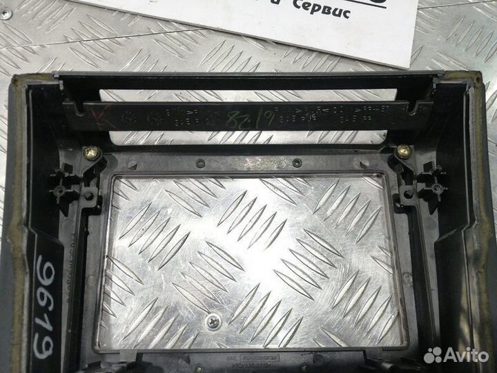 Рамка магнитолы Ниссан Мурано Z50 2002-2008