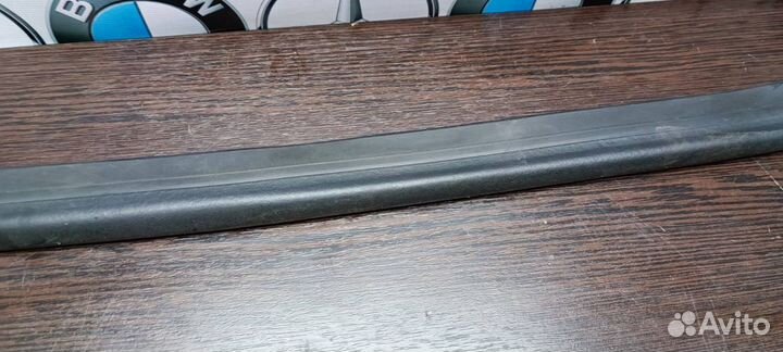 Уплотнитель моторного отсека Mercedes GL164, ML164