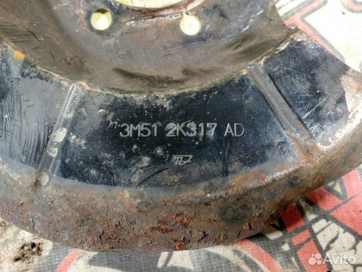 Пыльник тормозного диска Mazda 3 Bl седан