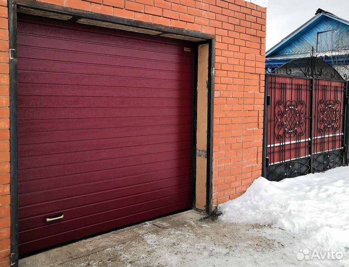 Промышленные ворота - 2.6*2.2 цвет 3005