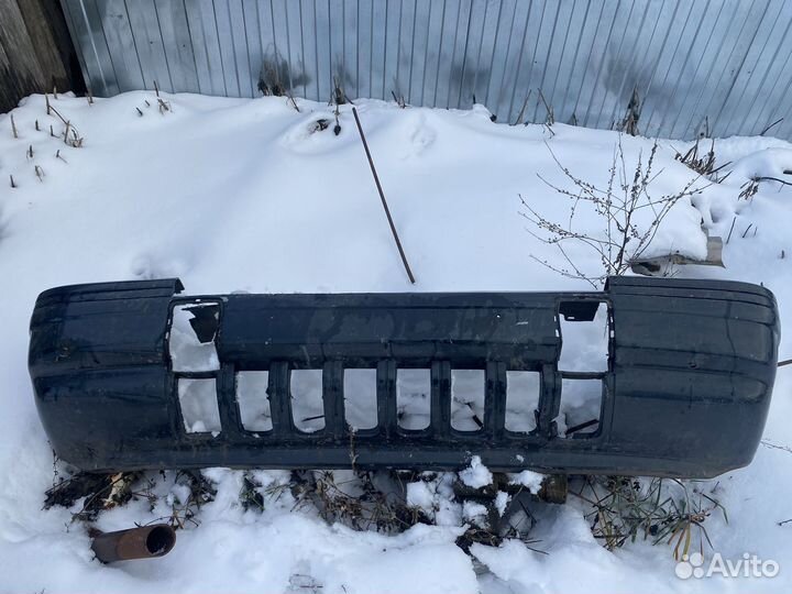 Передний бампер jeep grand cherokee zj