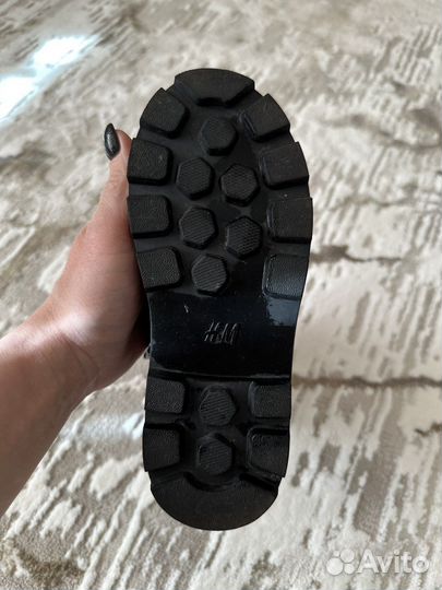 Ботинки на девочку