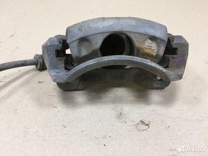 Суппорт тормозной передний правый Chevrolet