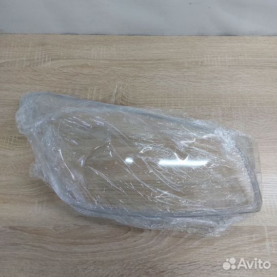 Стекла фар Toyota Rav4 30