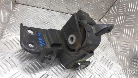 Подушка двигателя дизельная toyota verso AR2 (99U0