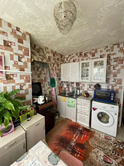 2-к. квартира, 49 м², 3/5 эт.
