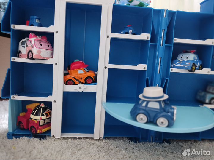 Машинки Робокар Поли и парковка