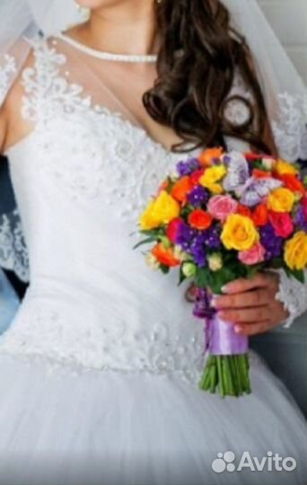 Платье свадебное