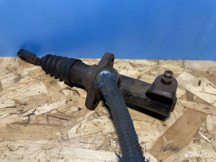 Главный цилиндр сцепления passat b3