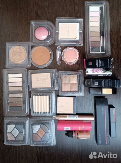 Косметика (пудра,тени, хайлайтер, бронзер)люкс