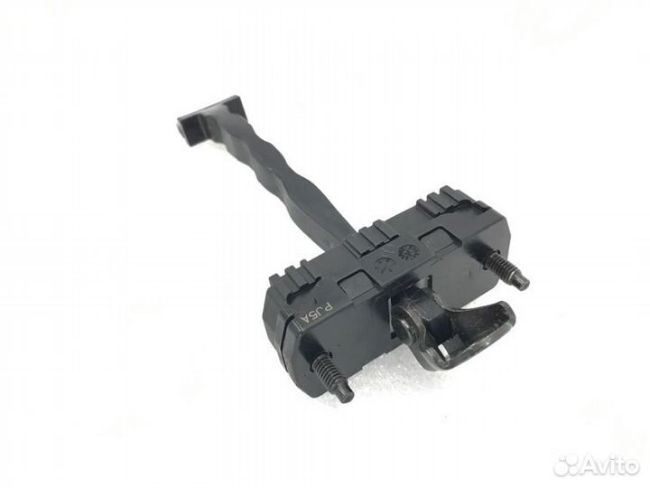 Ограничитель двери передний правый Kia K5 G4NA