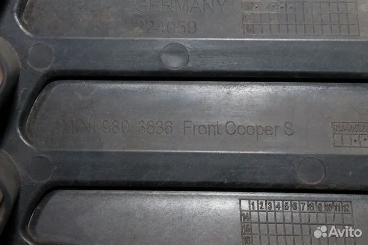 Решетка радиатора Mini Countryman S R60