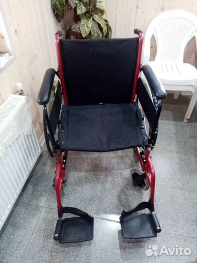 Коляска инвалидная