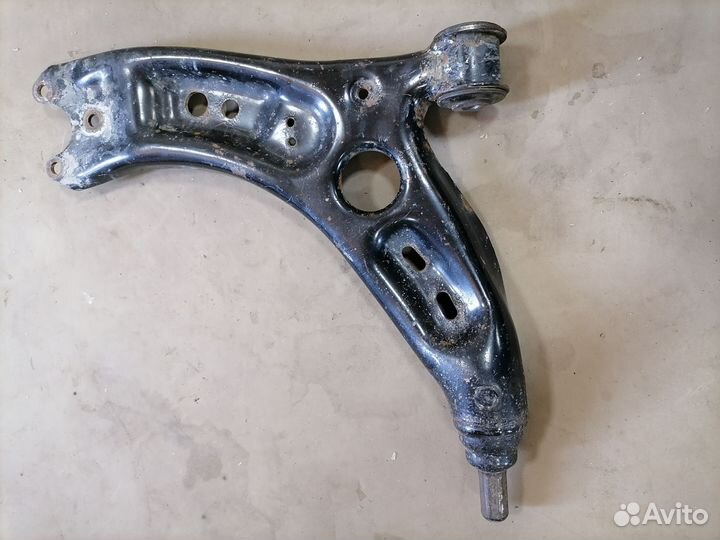 Рычаг передний левый для VW Golf VI 2009-2013