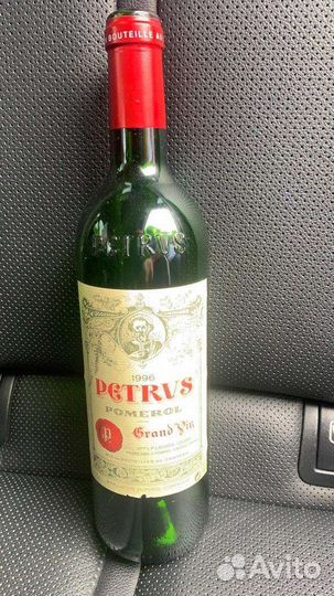Бутылка Petrus, Pomerol 1996