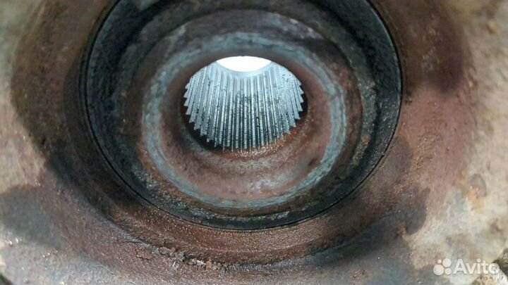 Ступица (кулак, цапфа) Volkswagen Transporter 5, 2012