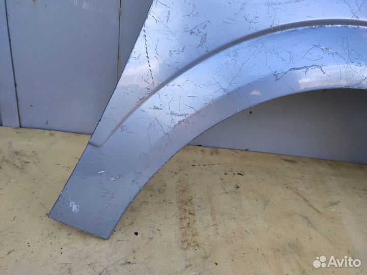 Крыло переднее правое на Opel Astra H